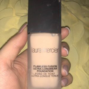 LAURA MERCIER FLAWLESS FUSION LONG WEAR FOUNDATION